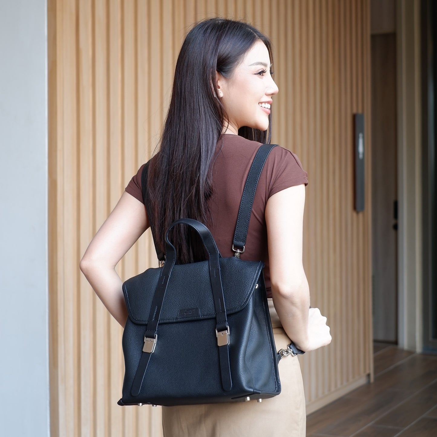 💼 กระเป๋าหนังผู้หญิง /กระเป๋าหนังสะพายข้างผู้หญิง  รุ่น B-6811Harmony (ฮาร์โมนี)
