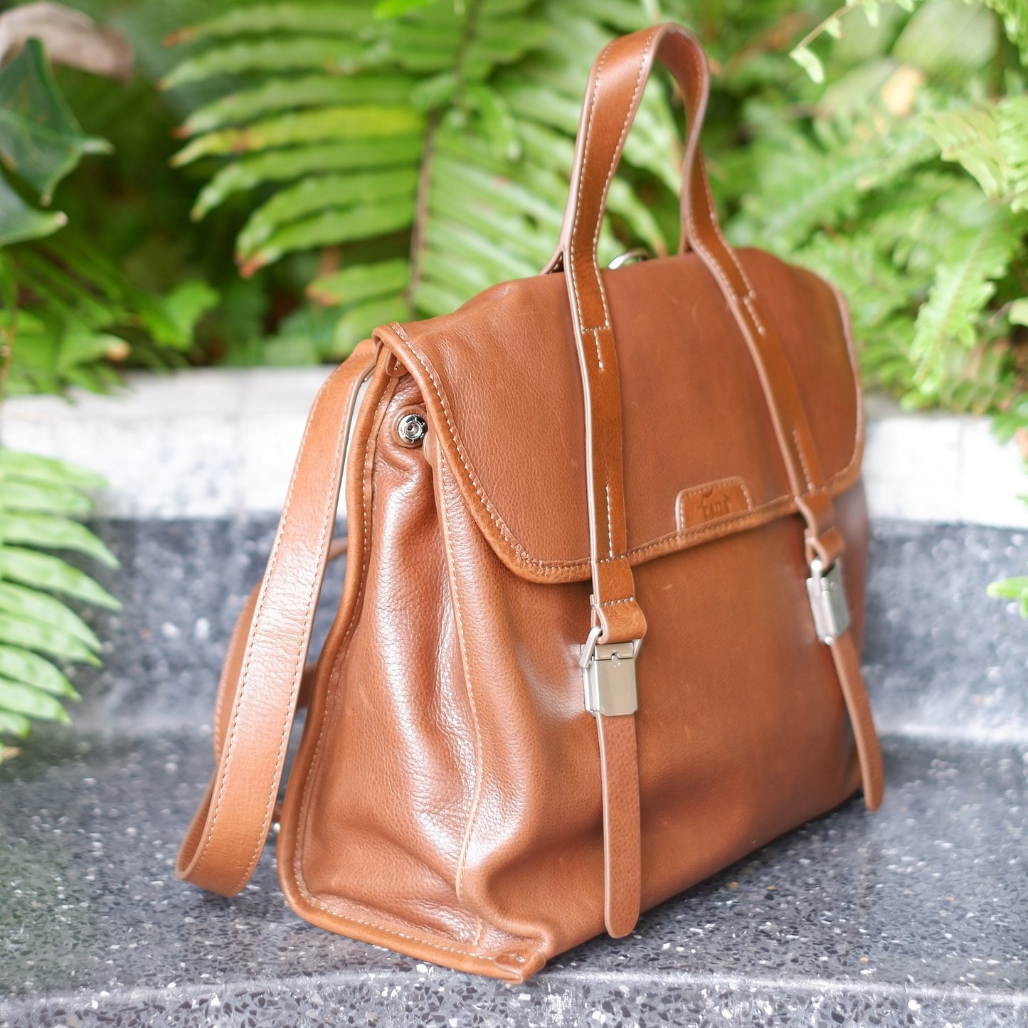 💼 กระเป๋าหนังผู้หญิง /กระเป๋าหนังสะพายข้างผู้หญิง  รุ่น B-6811Harmony (ฮาร์โมนี)