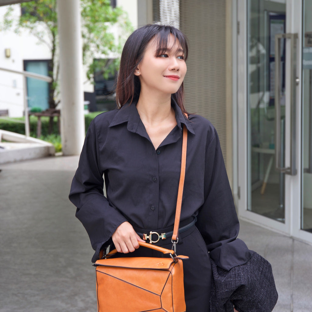 กระเป๋าหนังผู้หญิง/กระเป๋าหนังสะพายข้าง สีน้ำตาล รุ่น B-LBR-8011