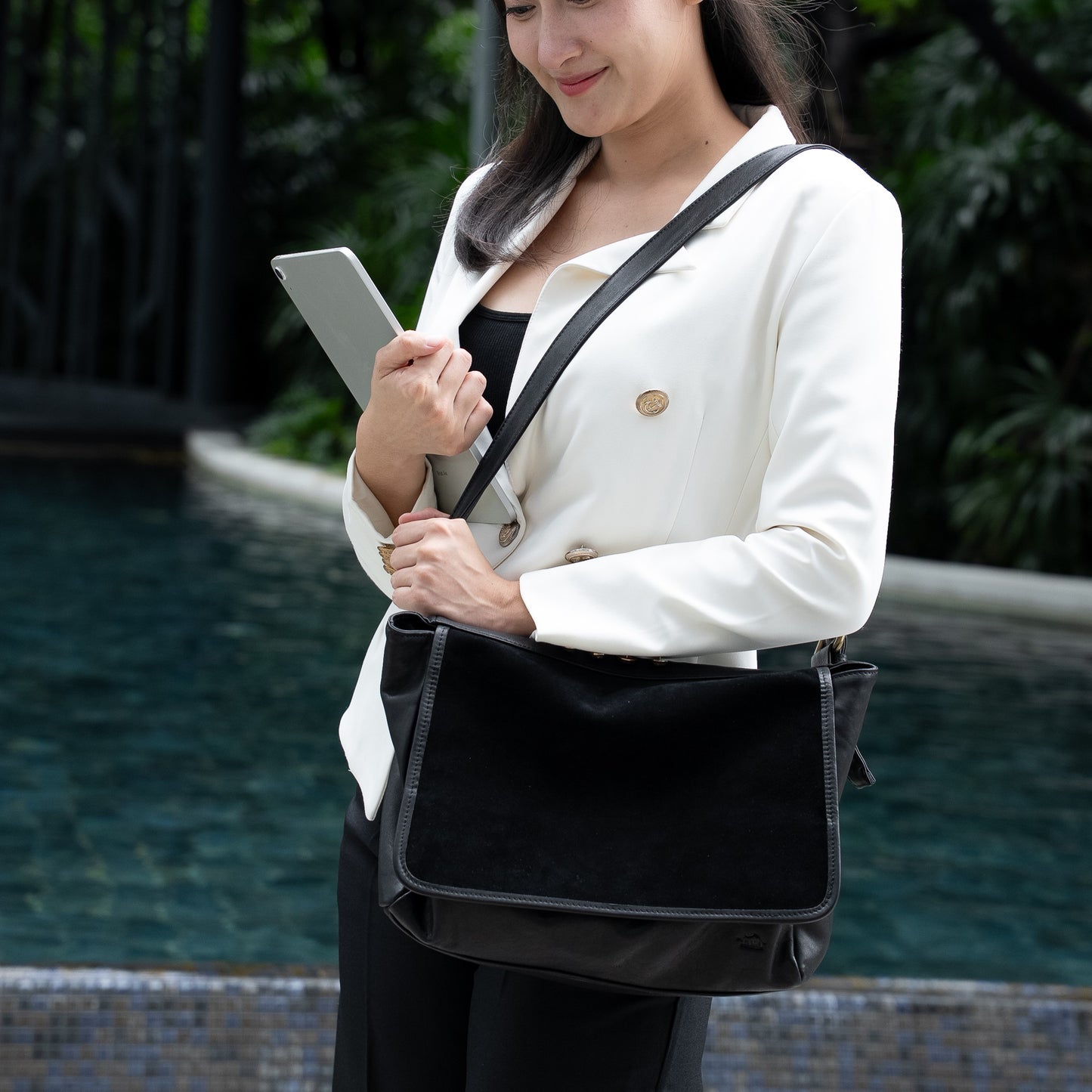 กระเป๋าหนังผู้หญิง /กระเป๋าหนังสะพายข้างผู้หญิง สีน้ำตาล รุ่น B-7380