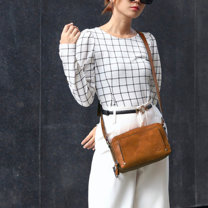 กระเป๋ากล้องหนัง รุ่น Curie