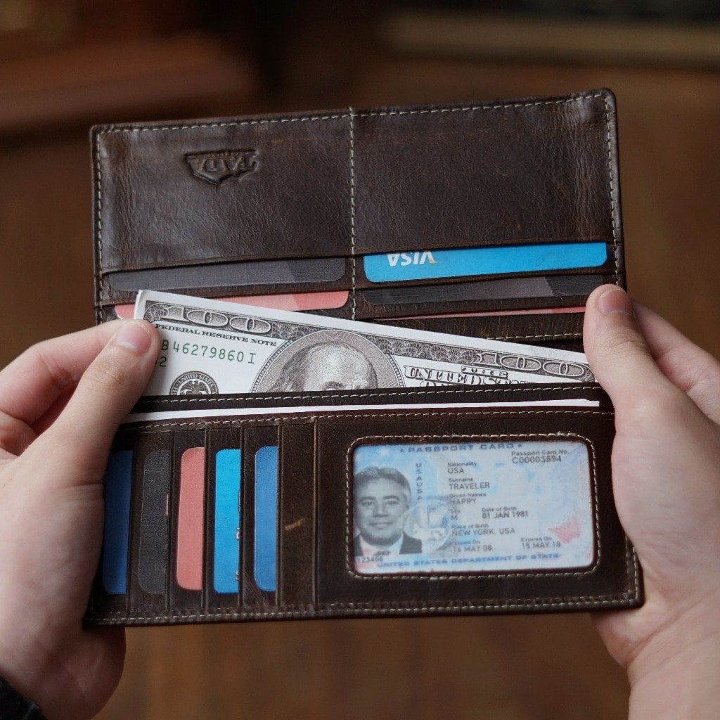 กระเป๋าสตางค์หนัง