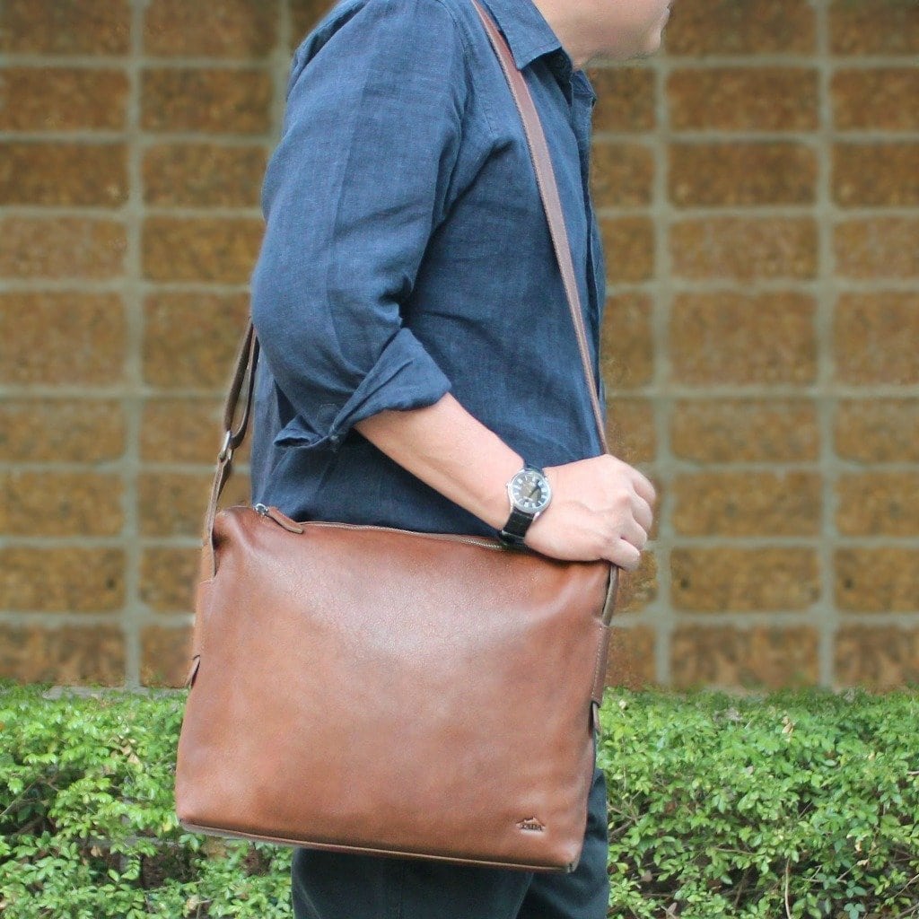 กระเป๋าหนังผู้ชาย