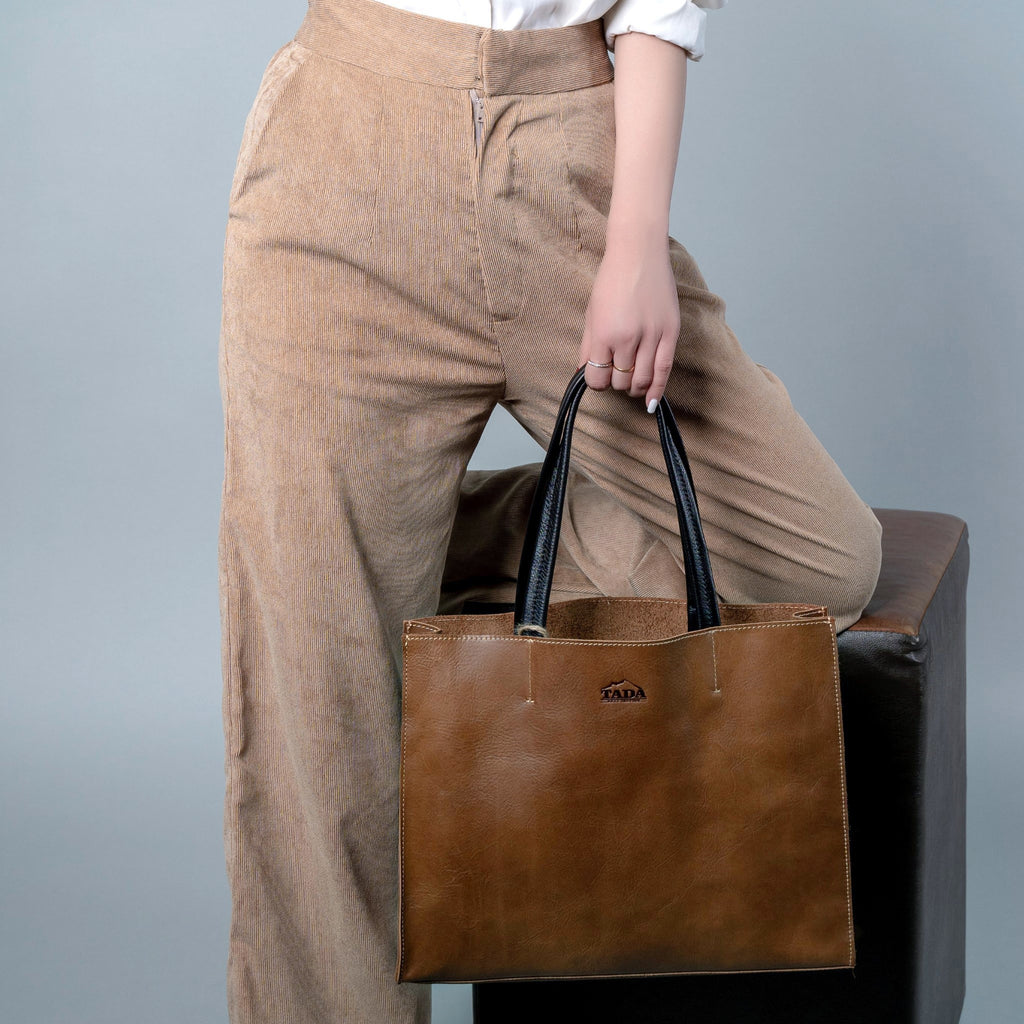 กระเป๋าหนังสะพายข้างผู้หญิง/กระเป๋าหนังแท้ผู้หญิง รุ่น Joan (B-LBR-1156B)