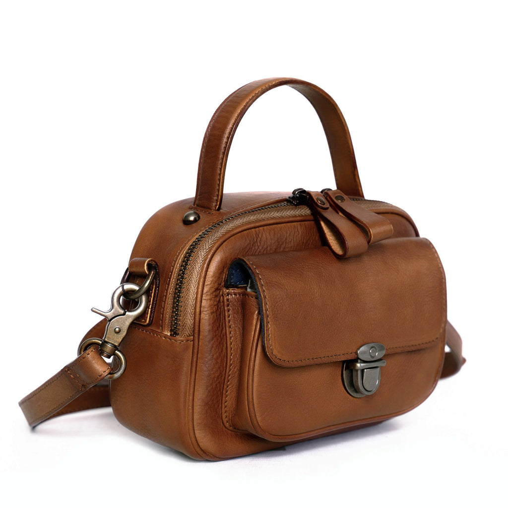 กระเป๋าหนังสะพายข้างผู้หญิง/กระเป๋าหนังแท้ผู้หญิง รุ่น Cleo B-LBR-1291