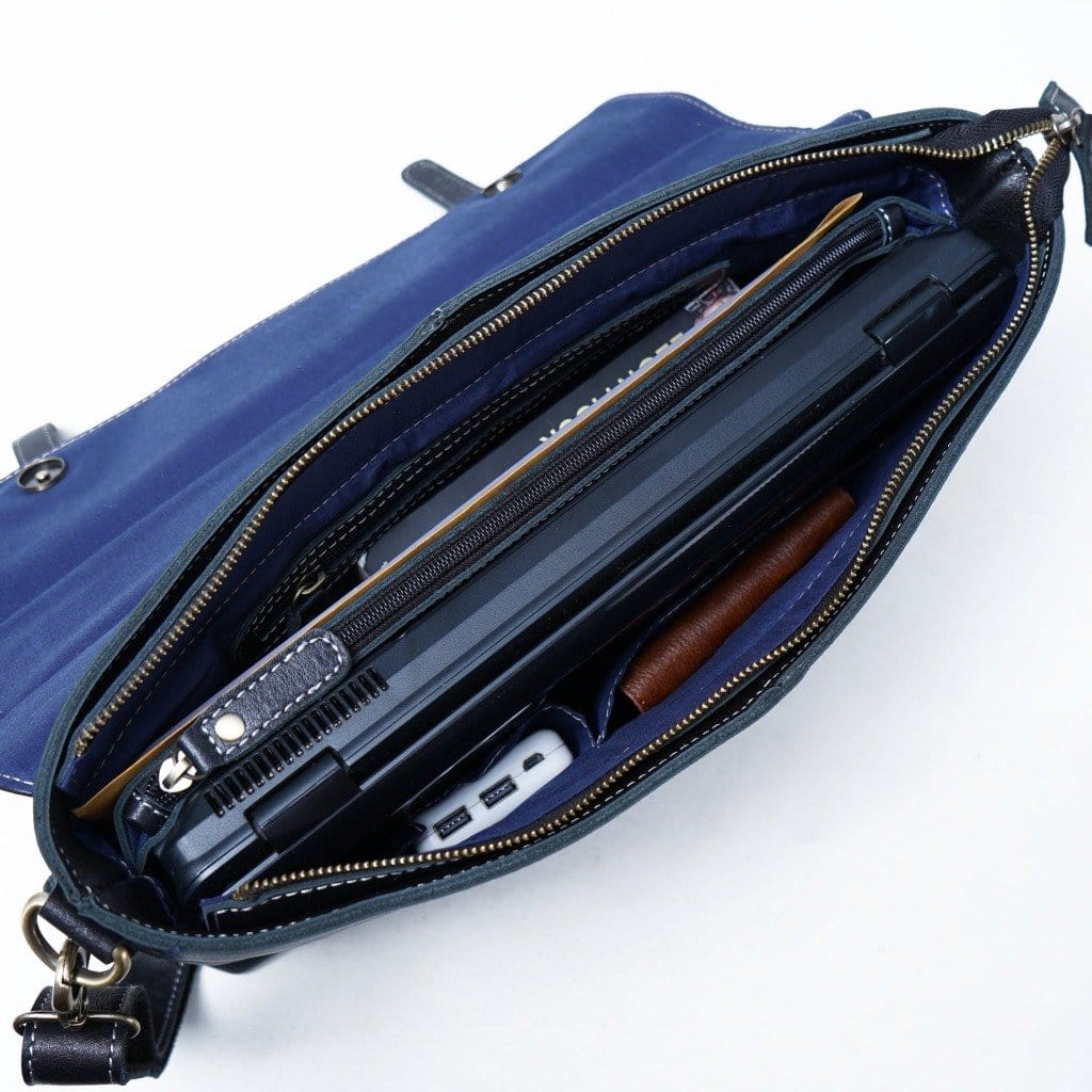 กระเป๋าหนังใส่โน๊ตบุ๊ค