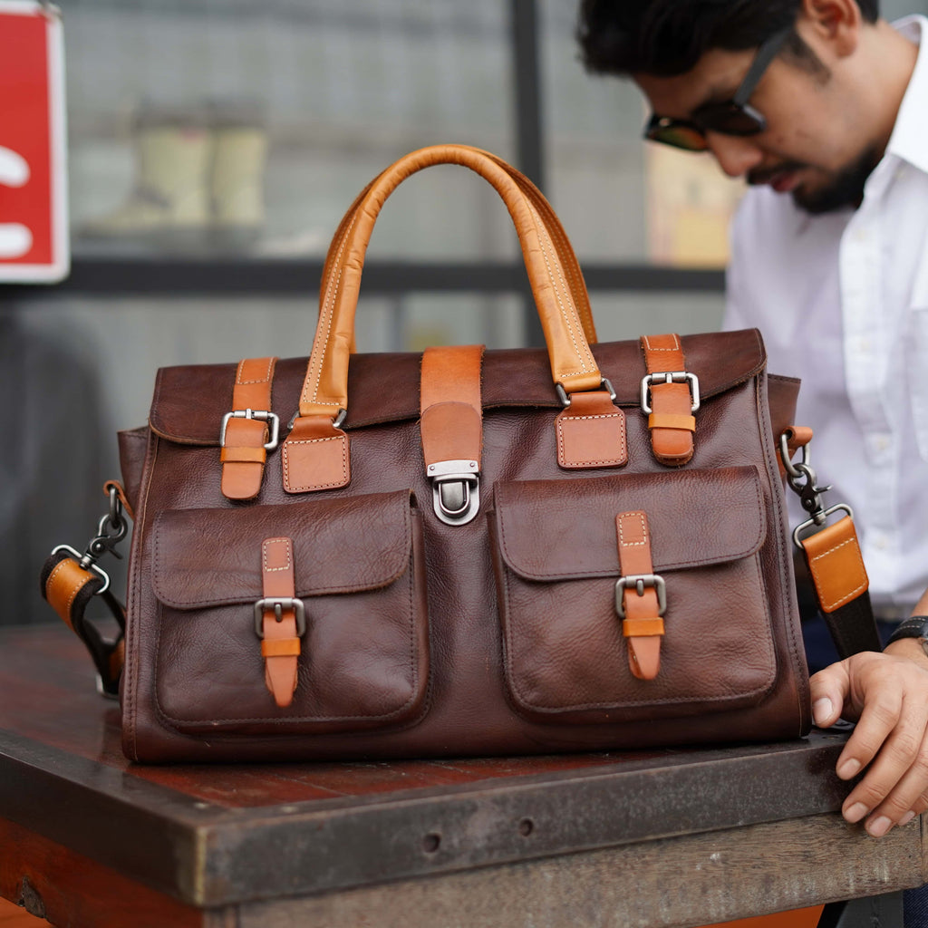 กระเป๋าเดินทางหนังแท้