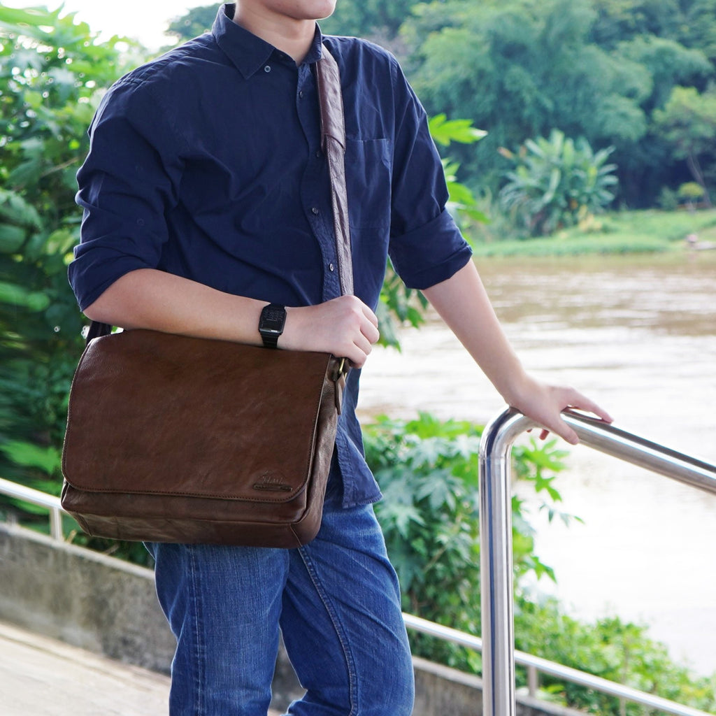 กระเป๋าหนังผู้ชาย/กระเป๋าหนังสะพายข้างผู้ชาย รุ่น B-CBR-1295