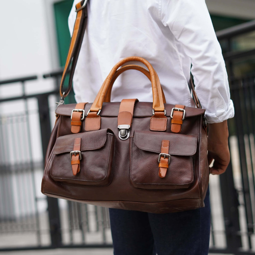 กระเป๋าเดินทางหนังแท้