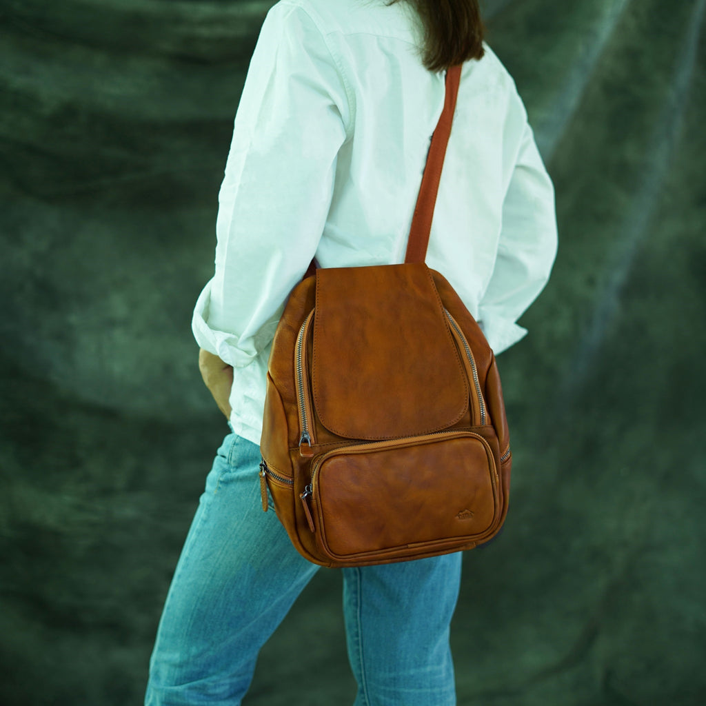 กระเป๋าเป้หนังแท้ ผู้หญิง รุ่น Monroe สินค้าใหม่ขายดี