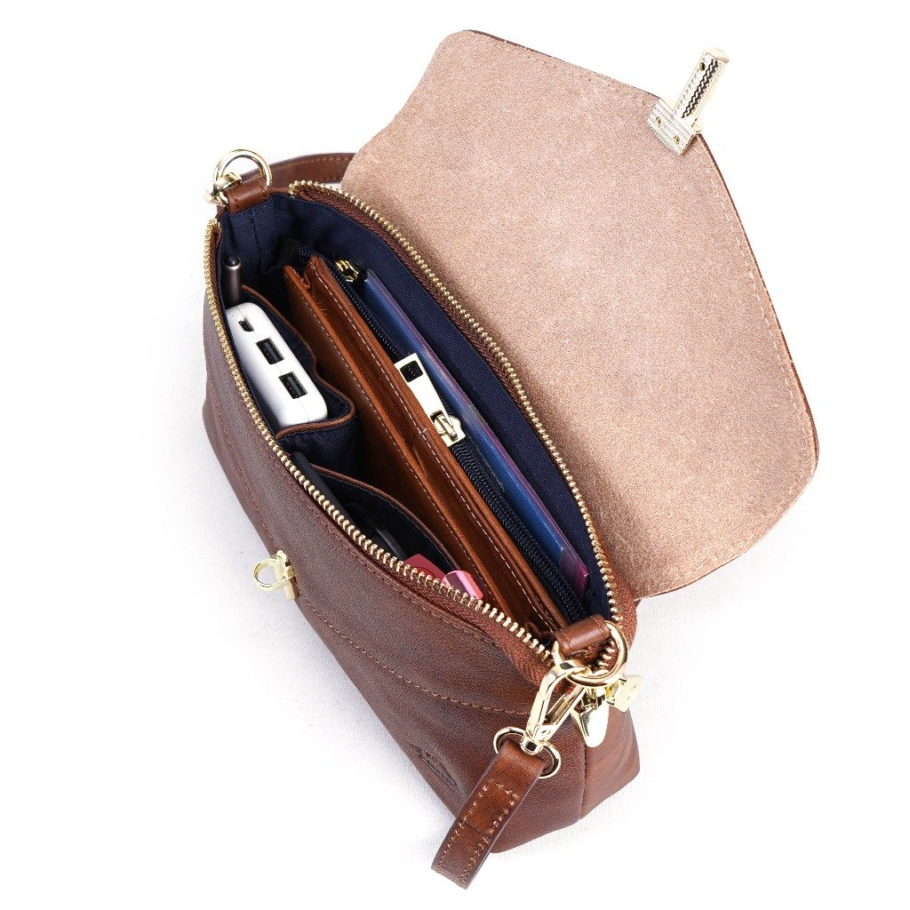 กระเป๋าหนังผู้หญิง