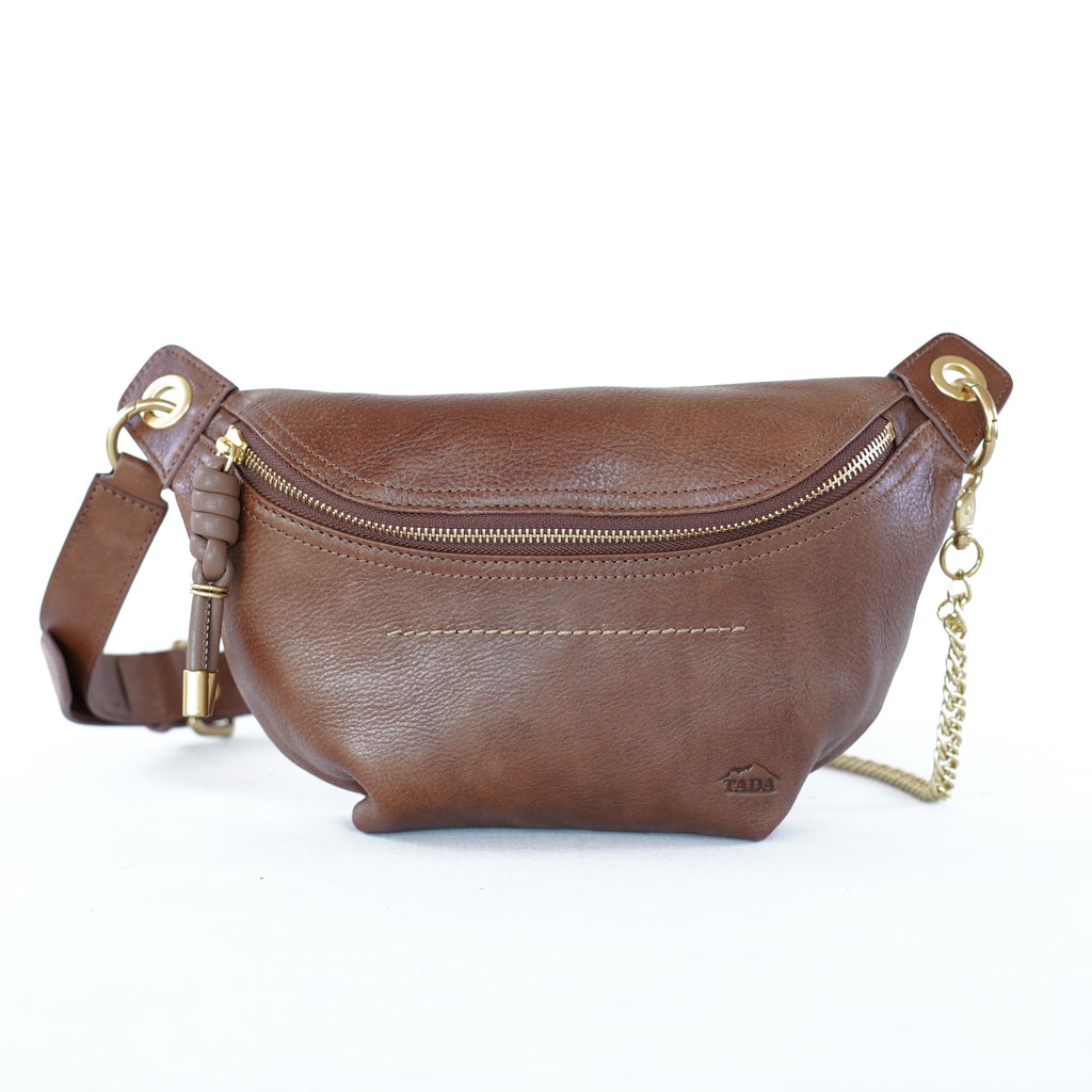 กระเป๋าหนังผู้หญิง /กระเป๋าหนังคาดอกผู้หญิง สีน้ำตาลรุ่น B-CBR-6094