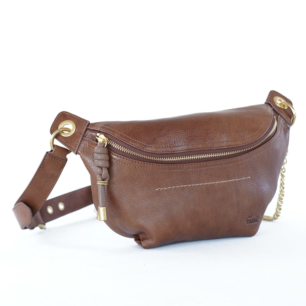 กระเป๋าหนังผู้หญิง /กระเป๋าหนังคาดอกผู้หญิง สีน้ำตาลรุ่น B-CBR-6094