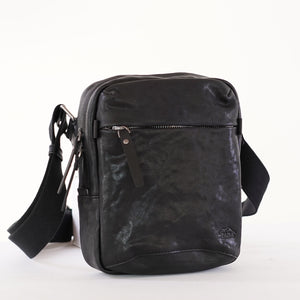 กระเป๋าหนังผู้ชาย /กระเป๋าหนังคาดอกผู้ชาย สีดำ รุ่น B-BK-788