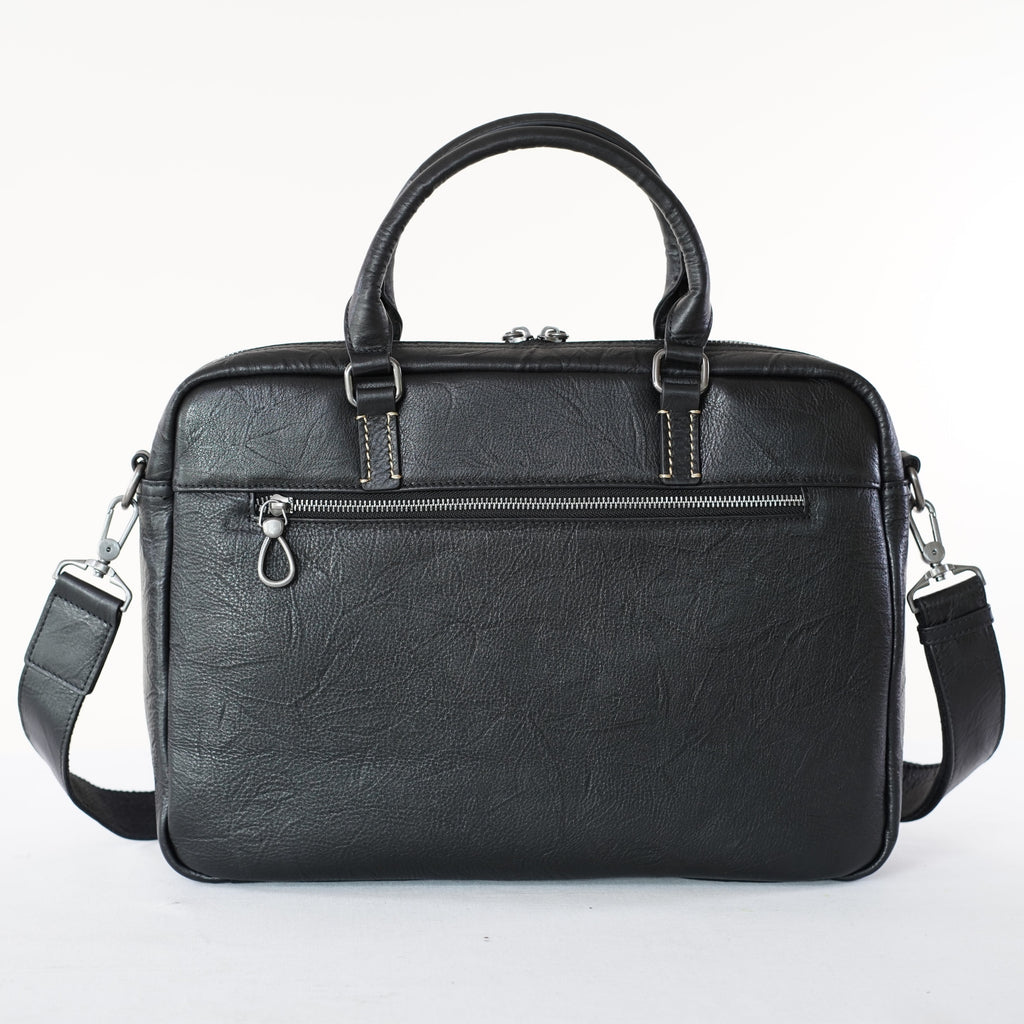 กระเป๋าหนังผู้ชาย/กระเป๋าหนังสะพายข้างผู้ชาย สีดำ รุ่น B-BK-8905