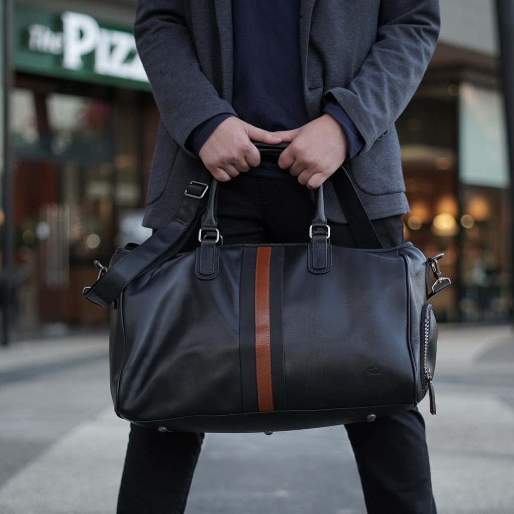 กระเป๋าหนังผู้ชาย /กระเป๋าหนังเดินทางผู้ชายสีดำ รุ่น B-BK-8919