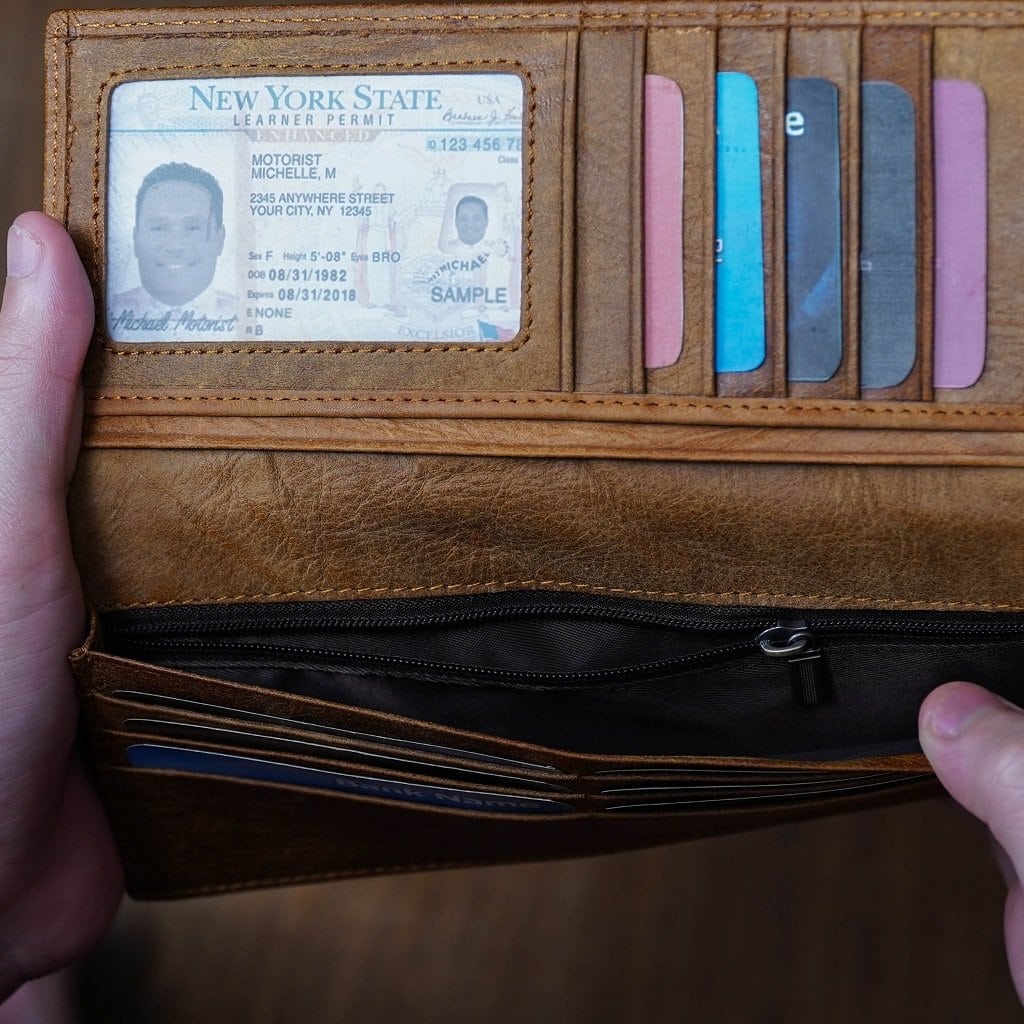 กระเป๋าสตางค์หนังแท้