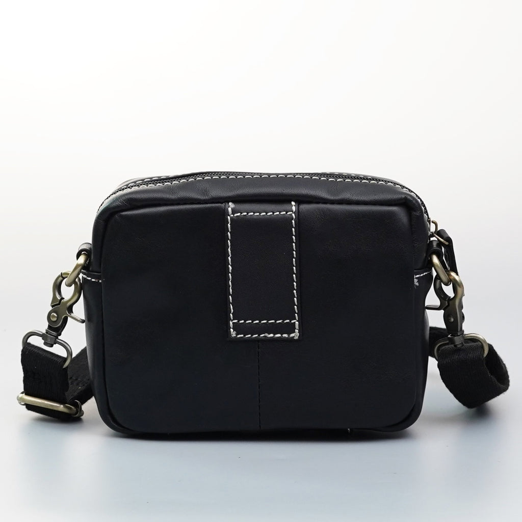 กระเป๋าสะพายข้างหนังแท้ รุ่น B-BK-1263-2