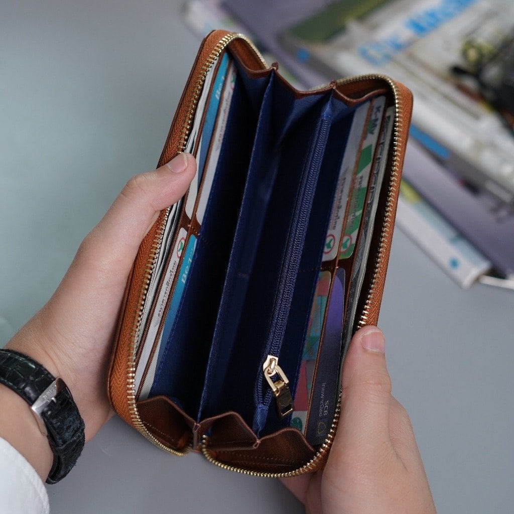 กระเป๋าสตางค์หนังแท้