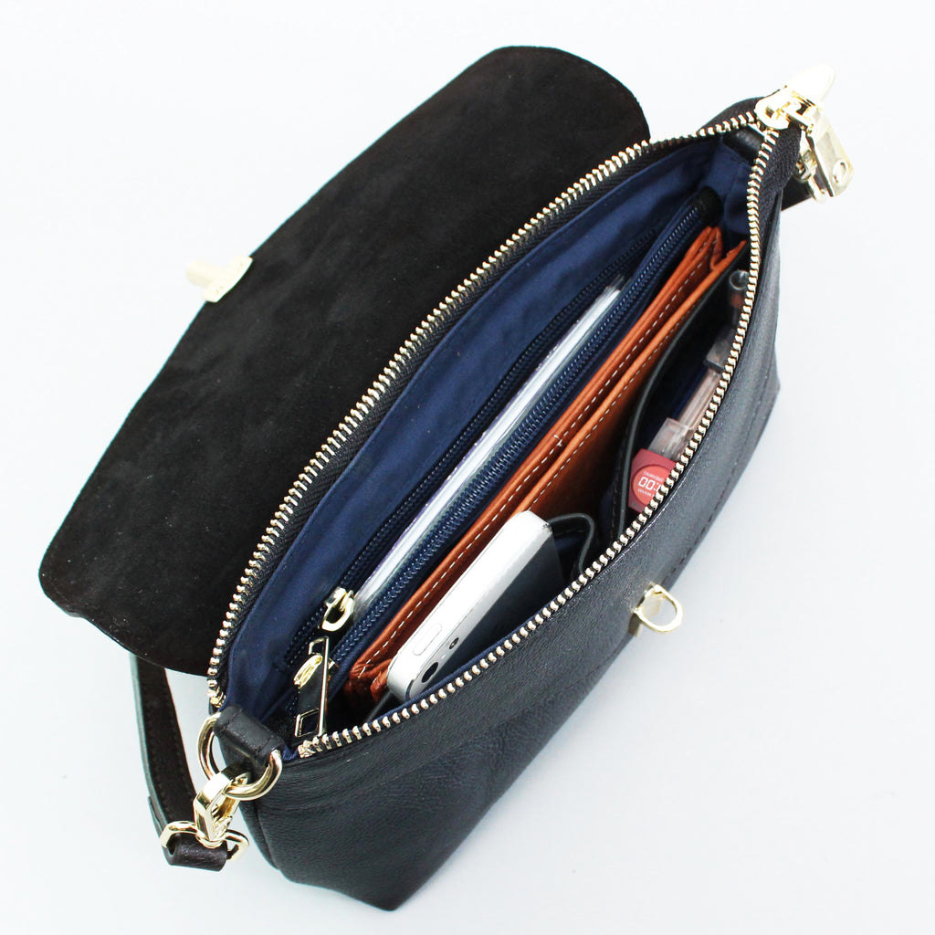 กระเป๋าหนังสะพายข้างผู้หญิง/กระเป๋าหนังแท้ผู้หญิง รุ่น Diana (ดำ)